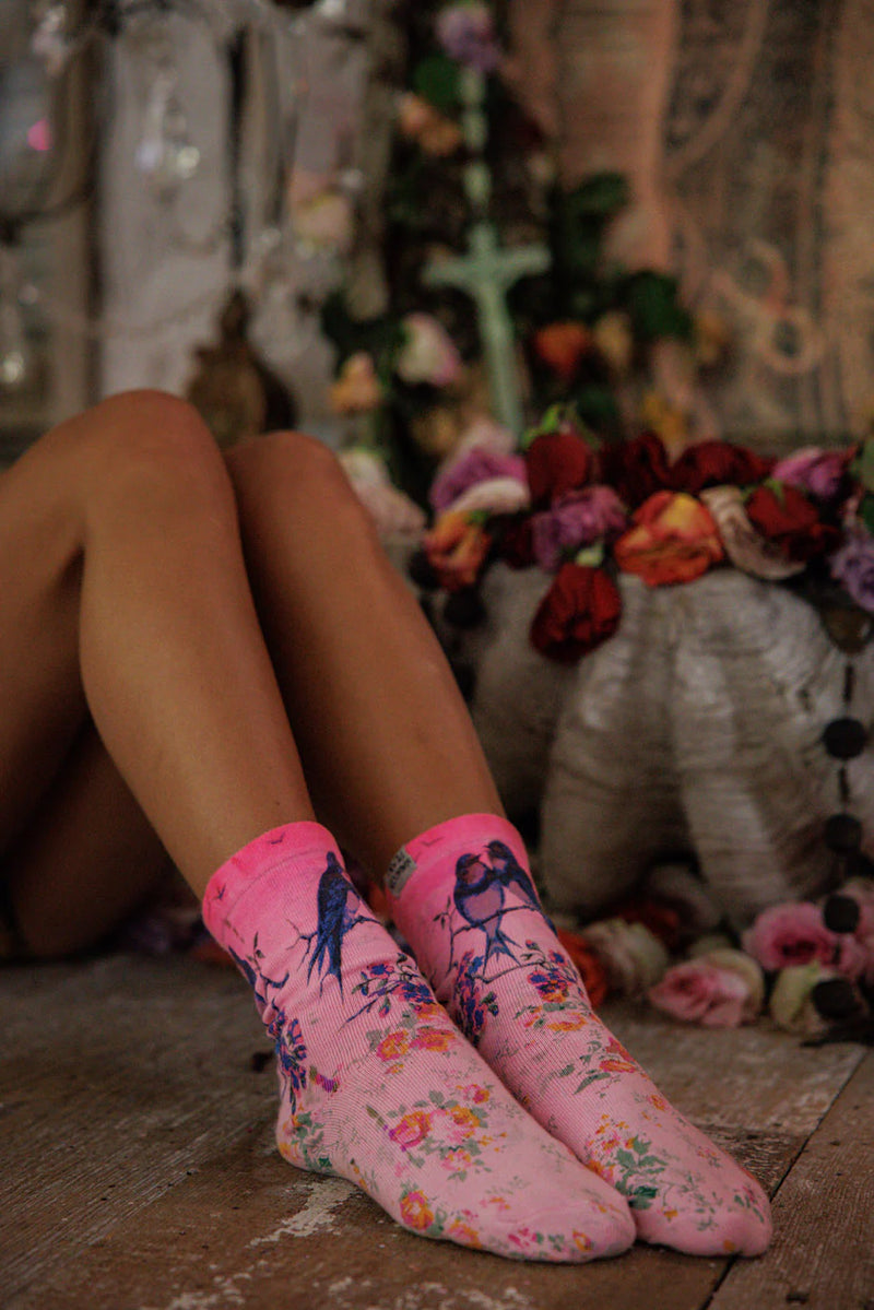 Magnolia Pearl Two Birds MP Socks
