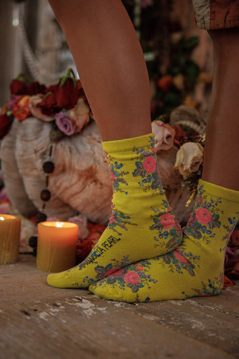 Magnolia Pearl Floral MP Socks