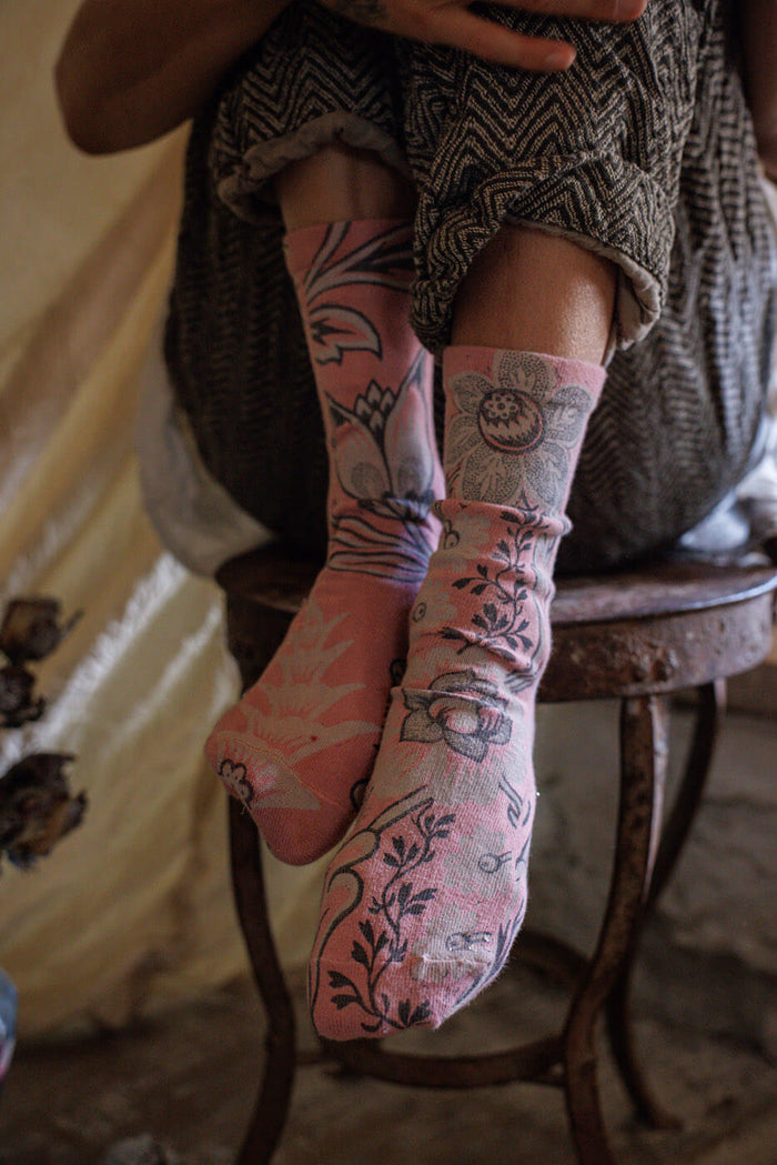 Magnolia Pearl Floral MP Socks