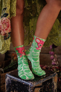Magnolia Pearl Deer Heart MP Socks