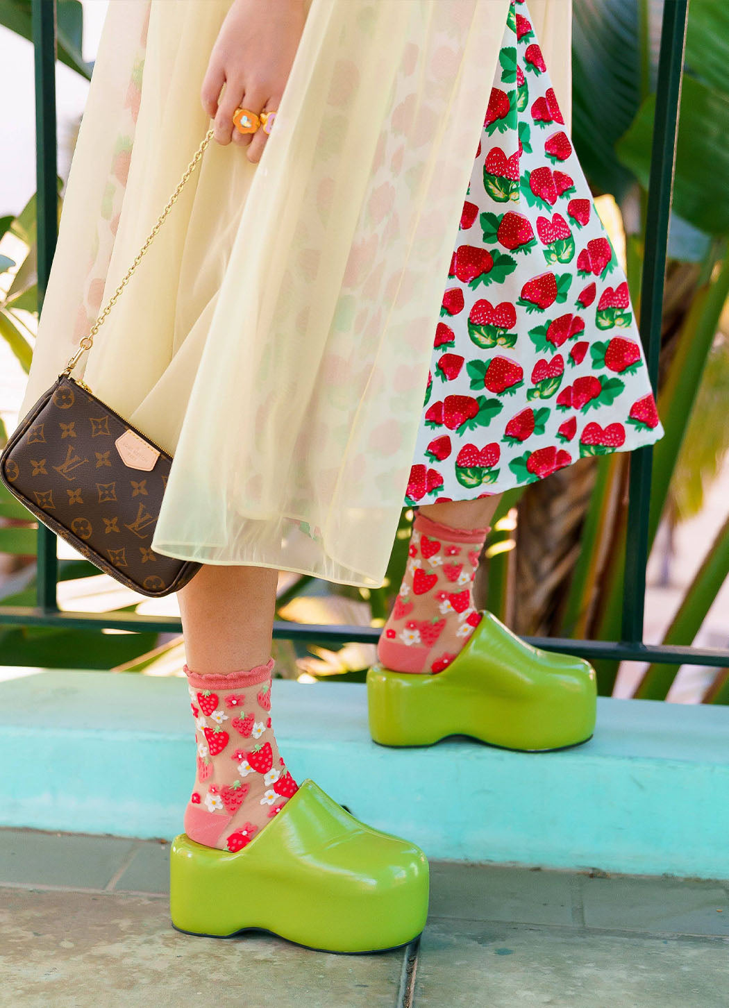Sock Candy Strawberry Daisy Ruffle Sheer Crew Sock