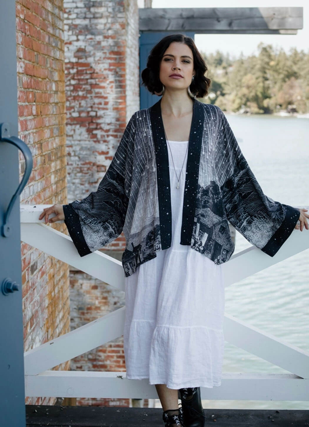 Market of Stars Stargazer Pixie Duster Bamboo Kimono with Falling