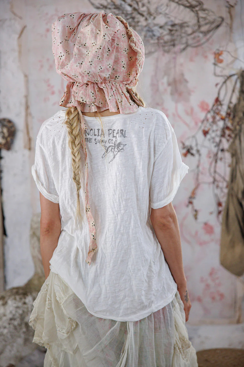Magnolia Pearl Strawberry Blooms T