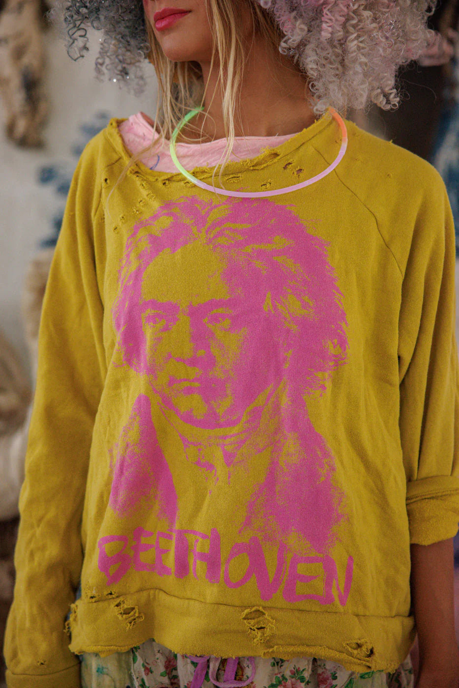Magnolia Pearl Beethoven Portrait Richi Sweatshirt
