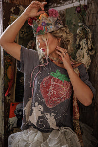 Magnolia Pearl Discotheque Fraises Tee