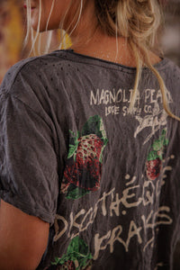 Magnolia Pearl Discotheque Fraises Tee