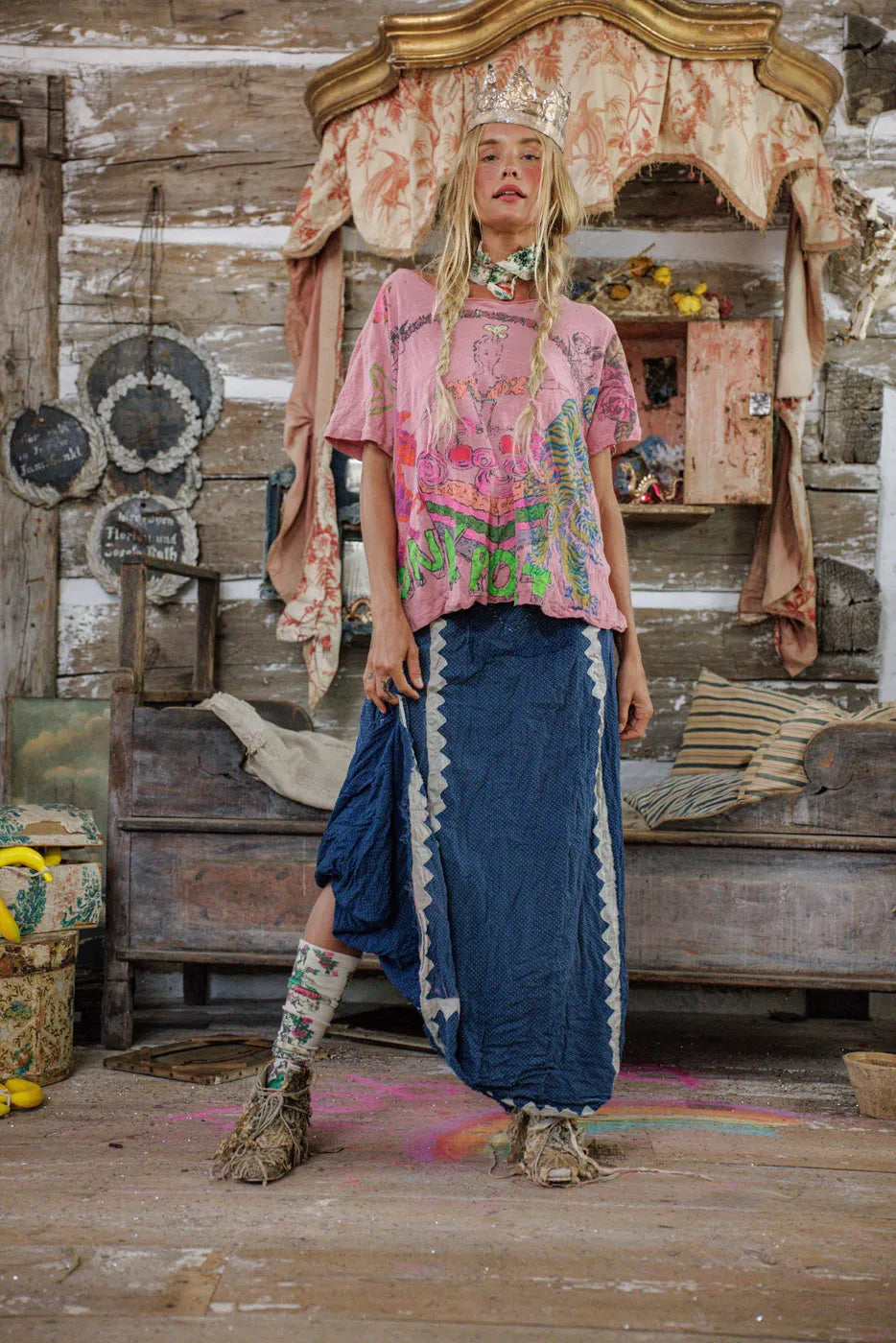 Magnolia Pearl Punk Poet T