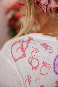 Magnolia Pearl Ducks Love Strawberries Tee