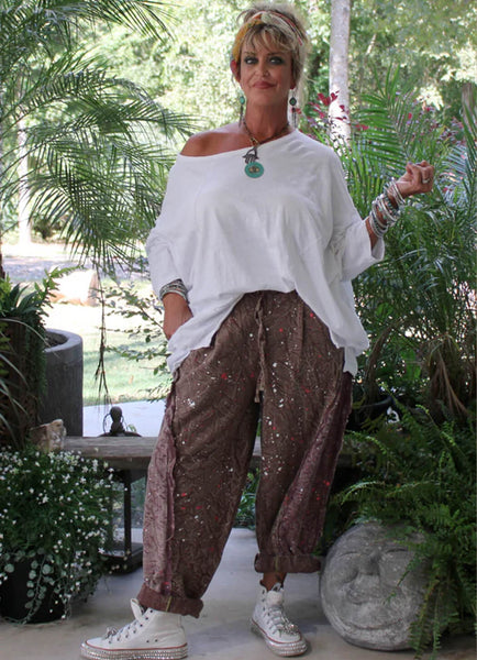 【PANTARHEY】MURAL GYPSY PANTS Jaded Gypsy Taking Sides Pants – Details Direct
