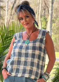 Jaded Gypsy Weaving About Tank