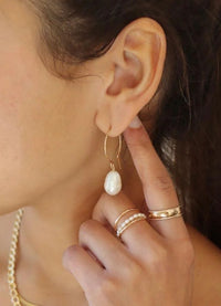 Token Jewelry Cocoon Keshi Pearl Drop Simple Slide Hoop Earrings