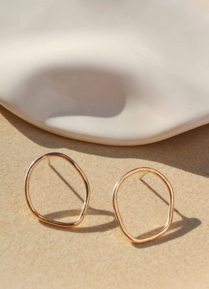 Token Jewelry Form Stud Earrings