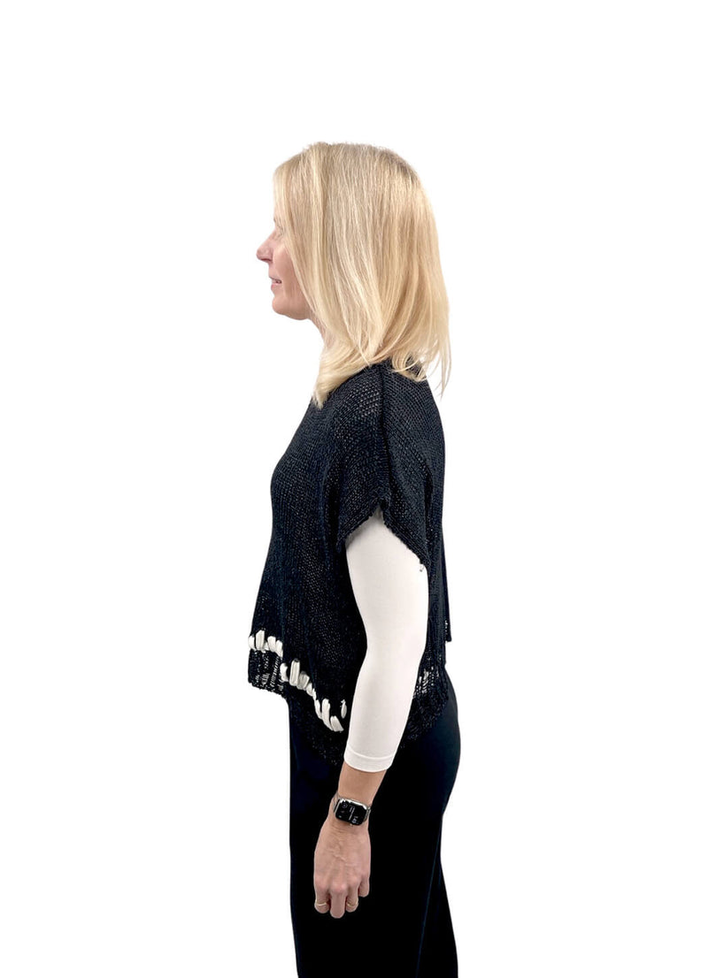B&K Moda Short Sleeve Knit Top