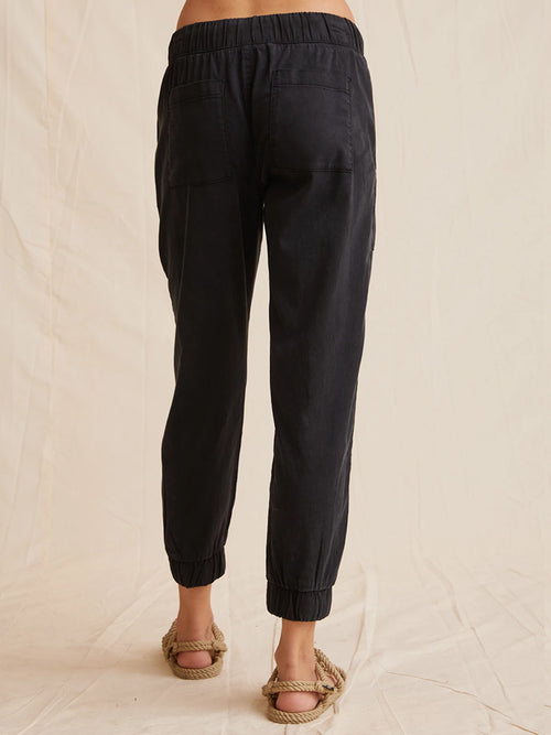 Bella Dahl Pocket Jogger in Vintage Black