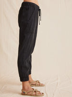 Bella Dahl Pocket Jogger in Vintage Black
