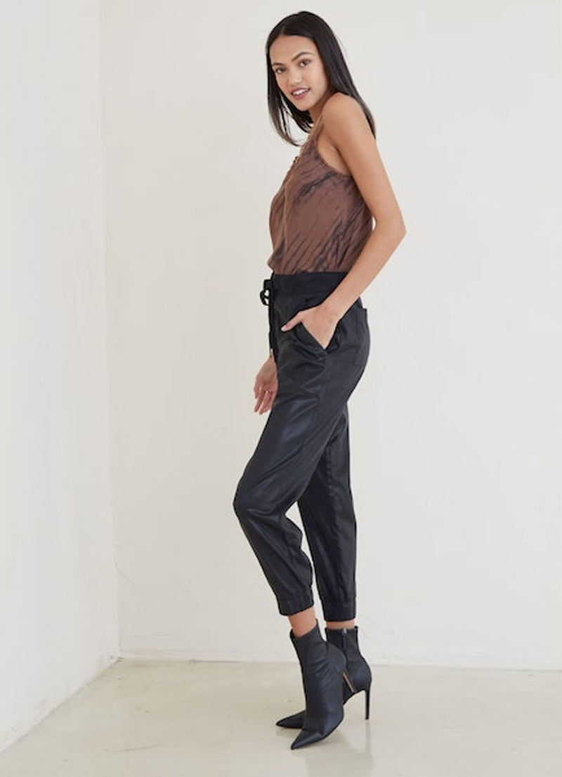 Bella Dahl Chelsea Pocket Jogger