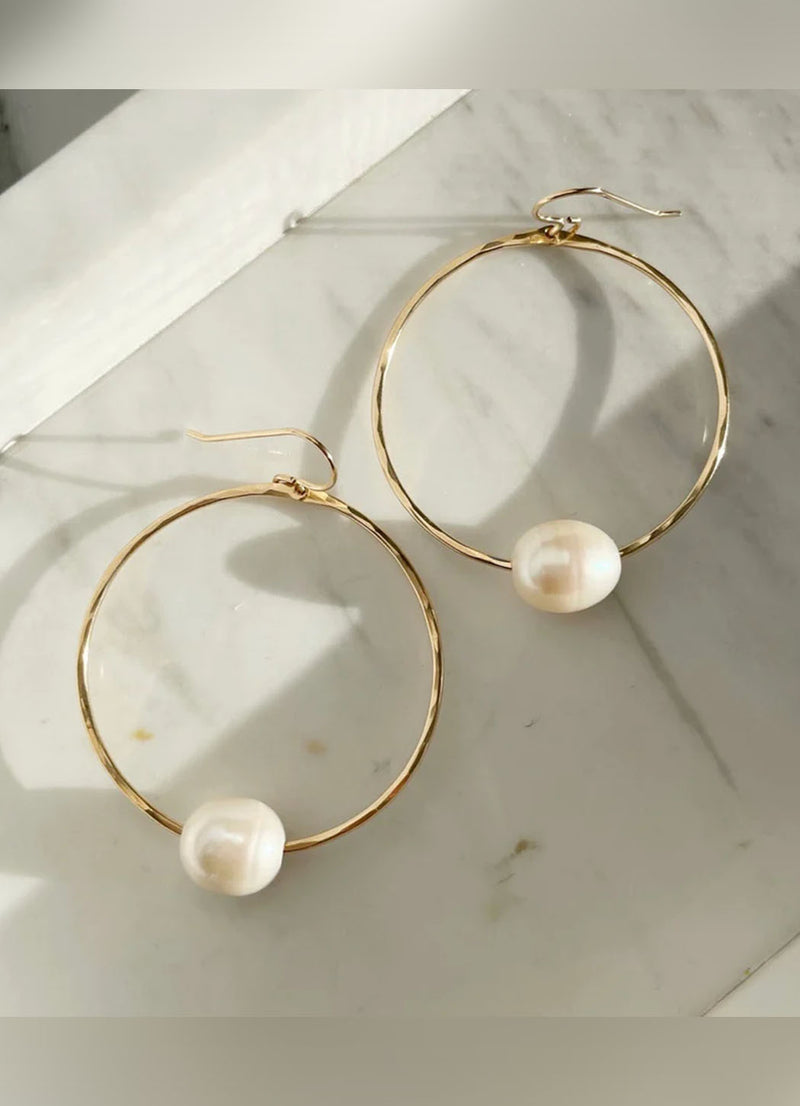 Token Jewelry Pearl Hoops